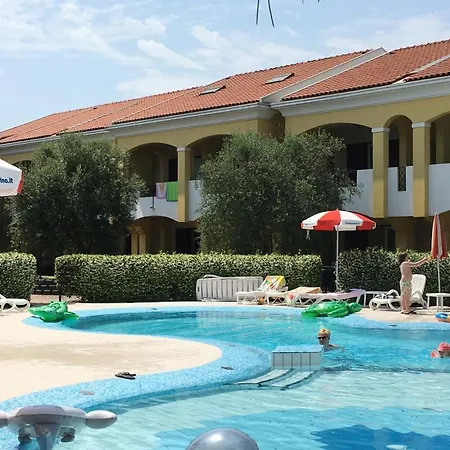 Fuer 10 Personen Ca 100 Qm In Bibione, Adriakueste Italien Und Umgebung * Bibione
